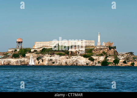 La prigione di Alcatraz e l'isola di Alcatraz nella Baia di San Francisco in California, Stati Uniti d'America. Foto Stock