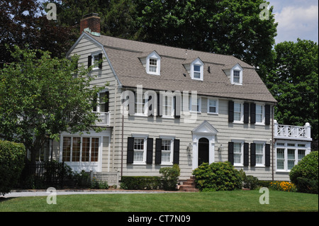 La casa dove il Amityville Horror ha avuto luogo. Come appariva nel luglio 2012 Foto Stock