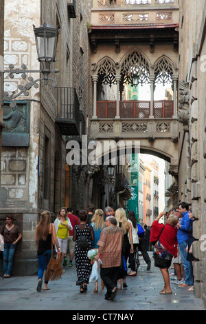 In Spagna, in Catalogna, Barcellona, Barri Gotic, Carrer del Bisbe, Foto Stock