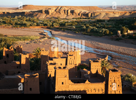 Ait Benhaddou, Marocco; xiii secolo città fortificata, la posizione di oltre una ventina di film di Hollywood. Foto Stock