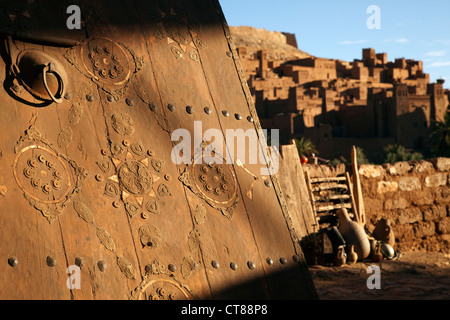 Ait Benhaddou, Marocco; xiii secolo città fortificata, la posizione di oltre una ventina di film di Hollywood. Foto Stock