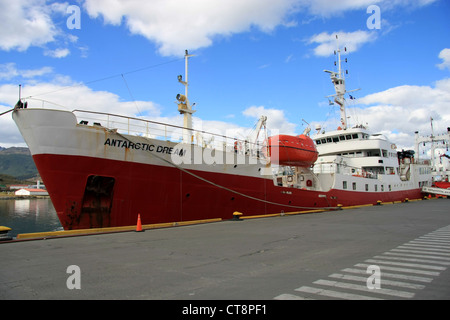 Il sogno dell'Antartico nave da crociera a Ushuaia, Tierra del Fuego, Argentina Foto Stock