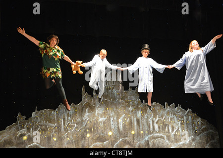 'Peter Pan il musical' amateur produzione drammatica, Hounslow, Greater London, England, Regno Unito Foto Stock