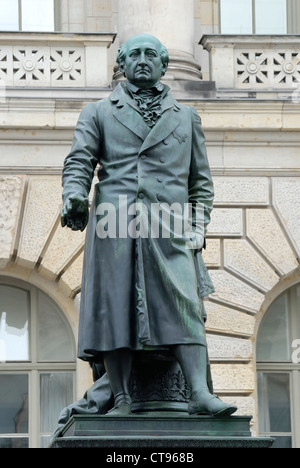 Berlino, Germania. Statua: Heinrich Friedrich Karl Reichsfreiherr vom zum Stein (1757 - 1831) Il Barone vom Stein - statista prussiano Foto Stock