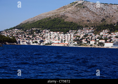 Il monte Srd la fortezza imperiale e il cavo Auto Dubrovnik Dalmazia Croazia Foto Stock