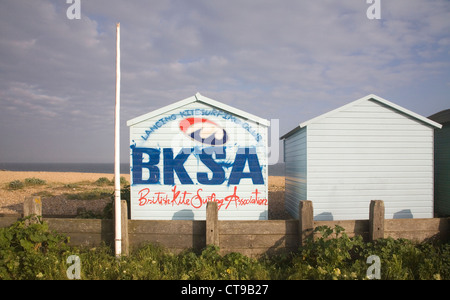 British kite surfing association a Lancing sulla costa del Sussex Foto Stock