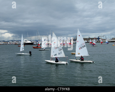 Scuole nazionali Associazione Vela regata di Weymouth e Portland National Sailing Academy Luglio 2012 Foto Stock