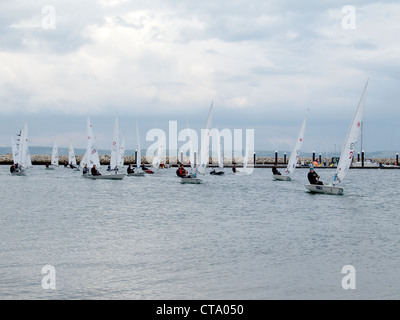 Scuole nazionali Associazione Vela regata di Weymouth e Portland National Sailing Academy Luglio 2012 Foto Stock