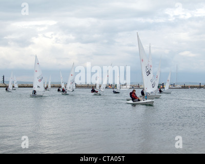 Scuole nazionali Associazione Vela regata di Weymouth e Portland National Sailing Academy, Luglio 2012 Foto Stock