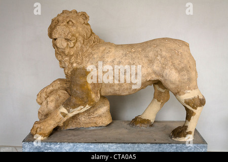 Esporre alla nuova ala di Olympia Museo Archeologico, noto anche come Museo Storico dei giochi olimpici, Olympia, Grecia Foto Stock