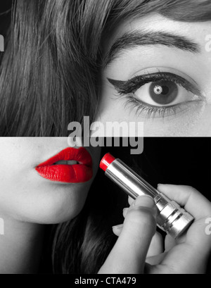 Due immagini di un giovane adolescente di applicare il make up soltanto in bianco e nero il rossetto rosso è a colori Foto Stock