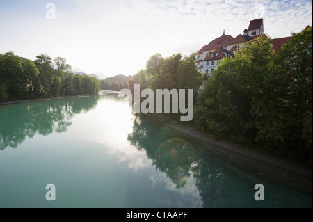 Il fiume Lech, Fuessen, Allgaeu, Baviera, Germania Foto Stock