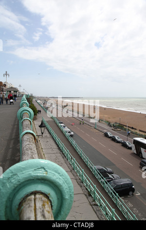 Madeira Drive, Brighton, guardando verso est Foto Stock