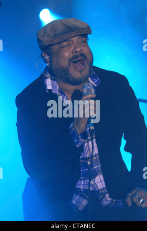 Cantante cubano Francisco Cespedes in concerto a Los Suenos Marriott Resort, Costa Rica. Foto Stock