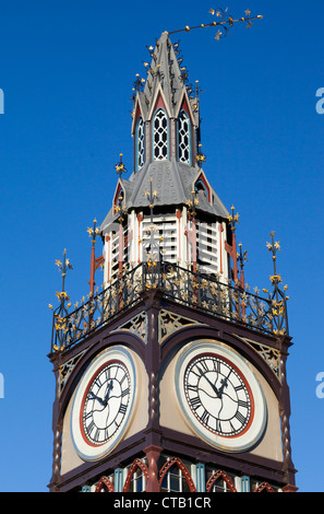 Post-quake Christchurch, Nuova Zelanda - danneggiata la torre dell Orologio fermo al momento del sisma 4 Foto Stock