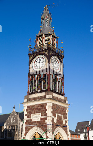 Post-quake Christchurch, Nuova Zelanda - danneggiata la torre dell Orologio fermo al momento del sisma 2 Foto Stock