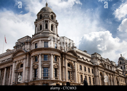 Il vecchio edificio di guerra su Whitehall - London REGNO UNITO Foto Stock