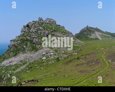 dh Castle Rock LYNTON DEVONSHIRE DEVON INGHILTERRA UK Rugged Jack Valley of Rocks Exmoor National Park paesaggio del periodo devonian Foto Stock