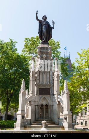 Place d'Armes, monumento de la Foi, Quebec City Foto Stock