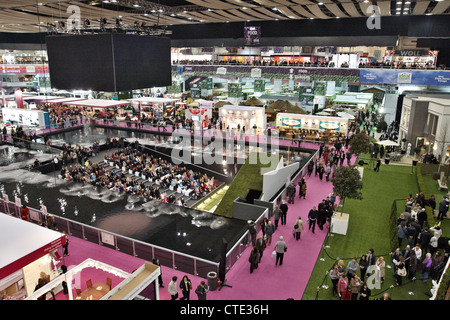 Vista generale del 2012 Ideal Home Show mostra di Earls Court di Londra Foto Stock