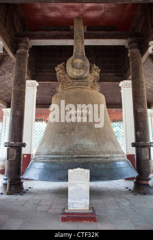 Mingun Bell vicino a Mandalay Myanmar Foto Stock