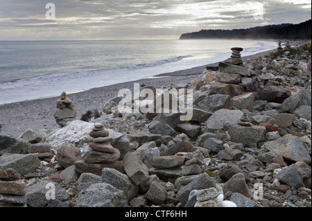 Cairns a Bruce Bay, Isola del Sud della Nuova Zelanda 2 Foto Stock