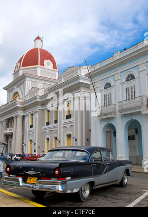 Vecchia vettura americana, Cienfuegos, Cuba Foto Stock