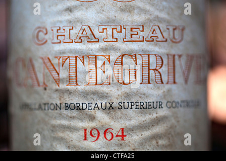 Chateau Cantegrive il vino rosso di Bordeaux etichetta Foto Stock