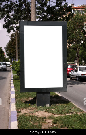 Blank Billboard - compreso il percorso di clipping intorno la zona vuota. Foto Stock