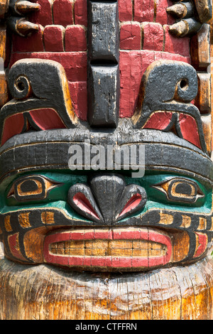 Il Kwakiutl totem, Confederazione Park, Ottawa Foto Stock