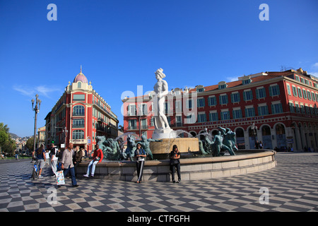 Fontaine du Soleil, fontana del sole, Place Massena Nizza, Francia, Europa Foto Stock