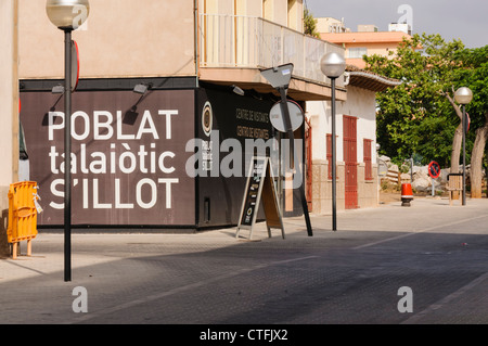 Centro Visita Museo a Poblat Talaiotic S'Illot, 3000 anni rovine talayot Foto Stock