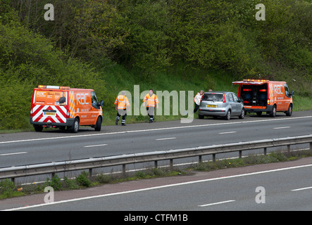 RAC salvataggio sulla autostrada M40 Foto Stock