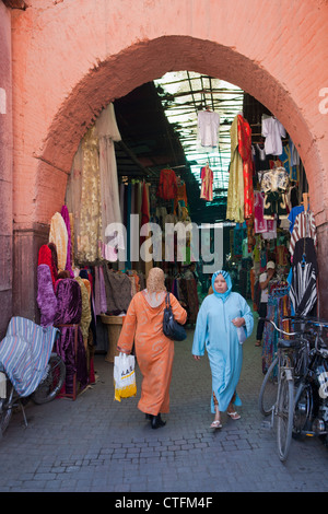 Il Marocco, la Medina di Marrakech, mercato, souq o souk Foto Stock
