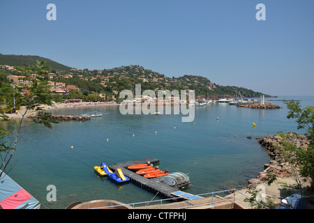 Miramar Beach, Port de La Figueirette, Théoule-sur-Mer, Côte d'Azur, Alpes-Maritimes, Provence-Alpes-Côte d'Azur, in Francia Foto Stock