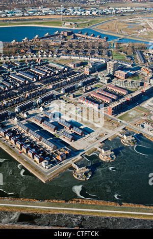 I Paesi Bassi, Heerhugowaard, antenna, quartiere chiamato la città del sole, Olandese: Stad van de Zon. Tutte le case con pannelli solari. Foto Stock