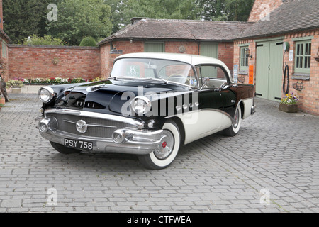 1956 Buick secolo Foto Stock