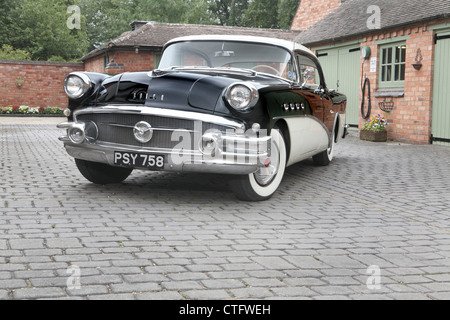 1956 Buick secolo Foto Stock