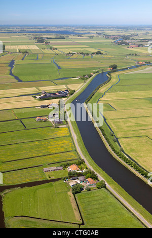 I Paesi Bassi, Jisp, antenna, canale chiamato Great North Holland Canal. Assunzione di acqua da Beemster Polder al Mare del Nord. Foto Stock