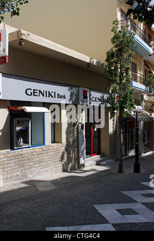 Il GRECO GENIKI BANK A AGIOS NIKOLAOS sull isola di Creta. Foto Stock