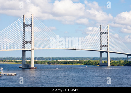 Dames Point-cavo alloggiato ponte sul fiume del St Johns a Jacksonville, FL Foto Stock