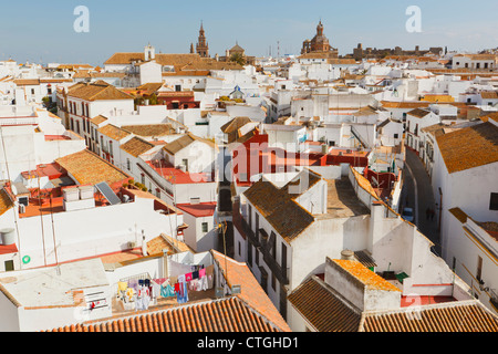 Carmona, provincia di Siviglia, Spagna. Alta vista sopra la città vecchia. Foto Stock