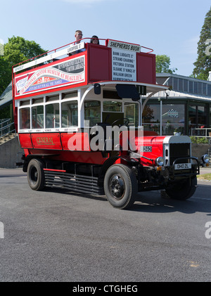 Dh National Motor Museum di BEAULIEU HAMPSHIRE Replica LGOC bus B-TIPO B340 vintage London bus open top omnibus Foto Stock