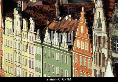 Vecchie case nella piazza principale, Wroclaw, Polonia Foto Stock