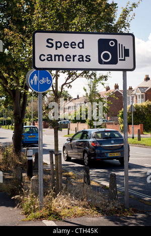 Velocità segno della fotocamera Foto Stock