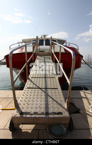 Prospettiva di scala a bordo di navi Foto Stock