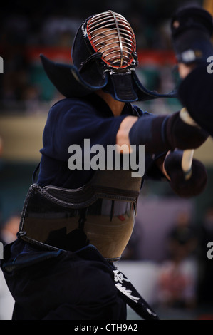 I partecipanti alla 59a tutto il campionato di Kendo, Budokan di Tokyo, Giappone Foto Stock