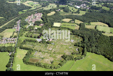 Vista aerea del Storthes Hall ex ospedale sito vicino a Huddersfield Foto Stock