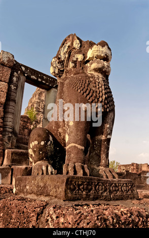 Lion a East Mebon, Angkor Wat , Siem Reap, Cambogia, Asia Foto Stock