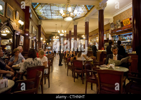 Famoso Cafe Tortone, Buenos Aires, Argentina Foto Stock